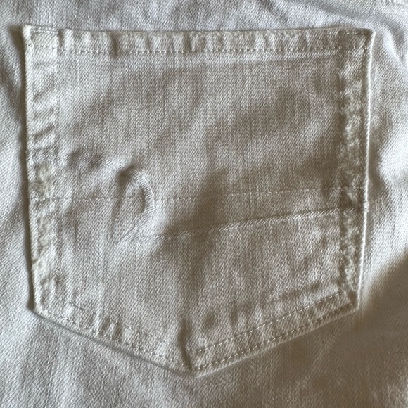 AE High-Waisted Denim Midi white shorts size 6 - Picture 13 of 15